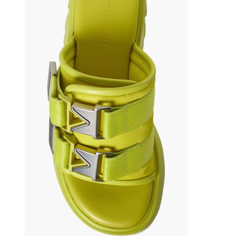 + BOTTEGA VENETA + Flash Double Buckle Platform Slide Sandal - Picture 4 of 14